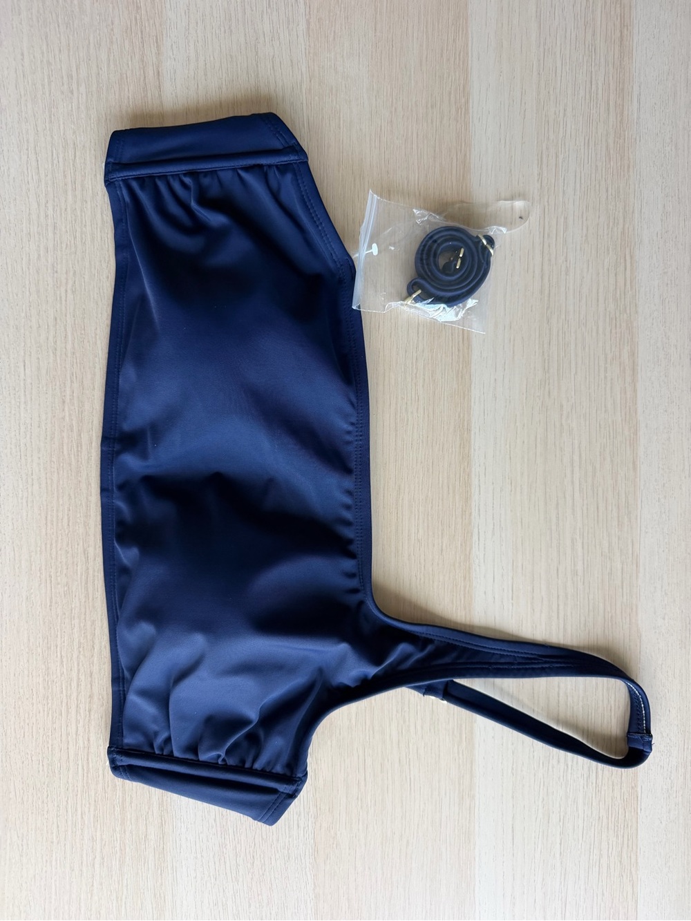 Kona Sol Navy Bikini Top Size XL Halter Removable Push-Up Pads Swimwear
